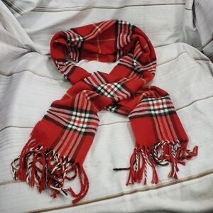 Red Black White Tartan Plaid Scarf Cashmere Feel Fringe Ends 53 x 11 Inch